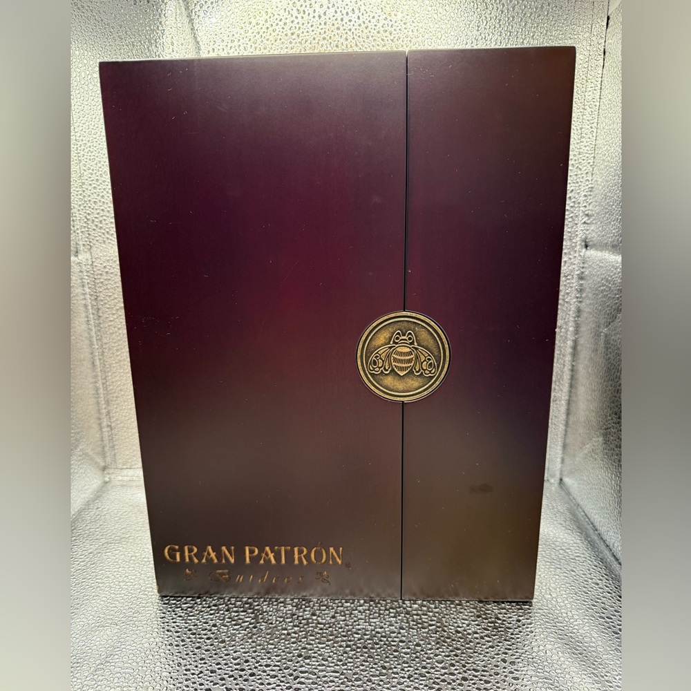 GRAN PATRON BURDEOS TEQUILA 750ML DISPLAY BOX & EMPTY BEE CORK STOPPER BOTTLE +1